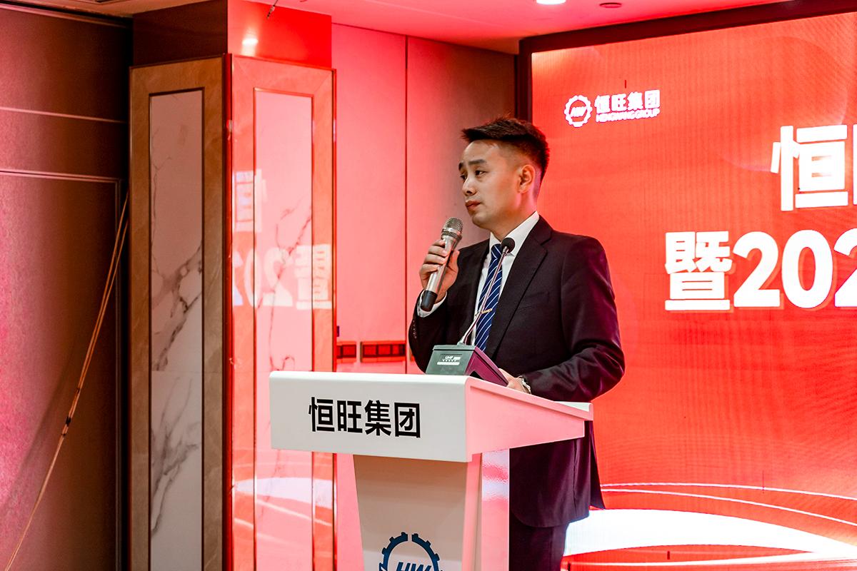 董事長(zhǎng)、總經(jīng)理劉明濤